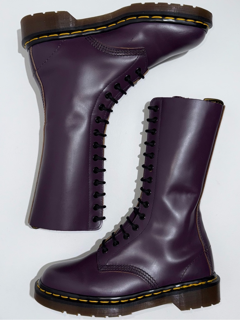 Vintage Dr. Martens 1914 Purple England Leather 14 Eye Boots UK 4